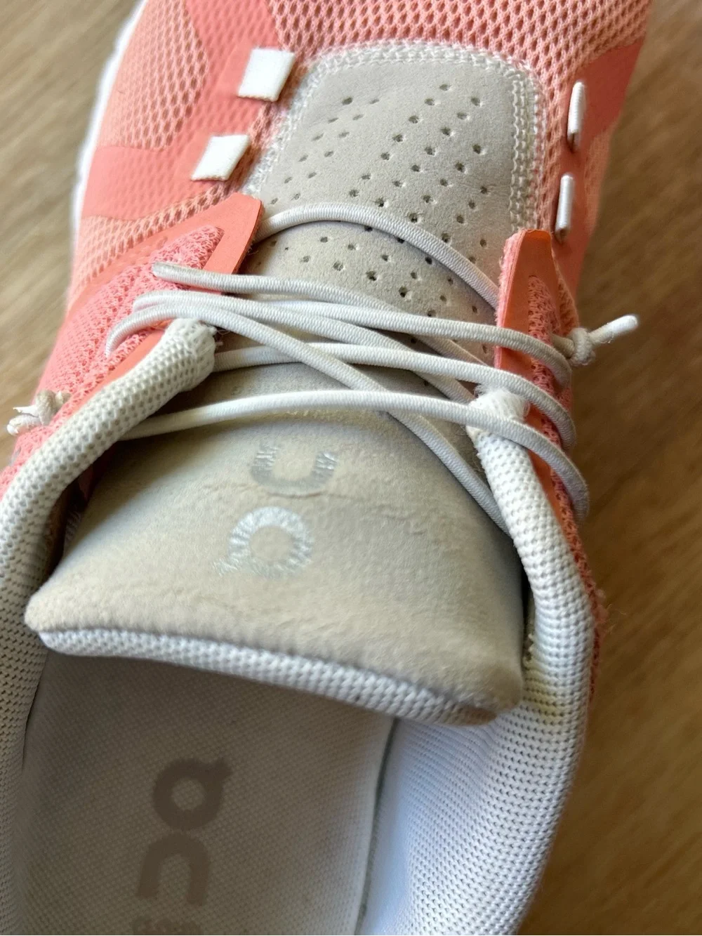 On Cloud 5 Running Shoe (Women)
FLAMINGO/PEARL, Size 8 - Picture 9 of 11